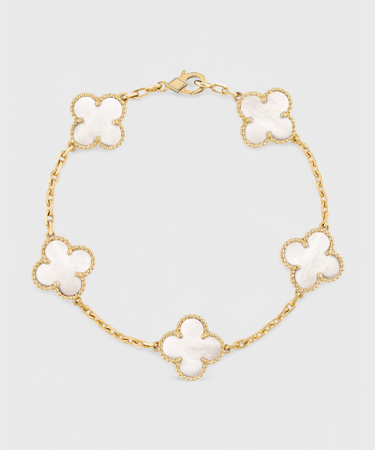 Clover-Motiv-Armband mit Eleganz in Goldbeschichtung