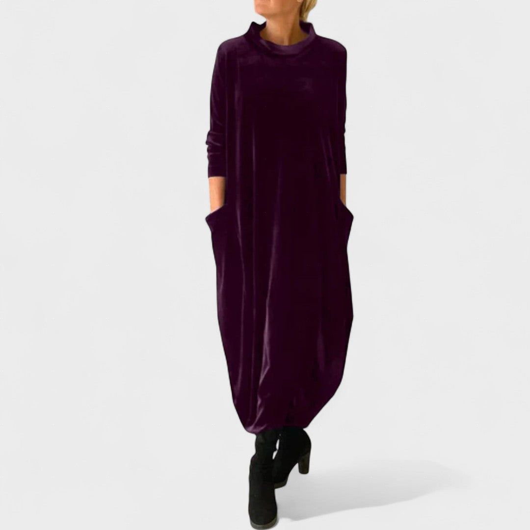 Zoe | Elegantes Samtkleid mit Taschen