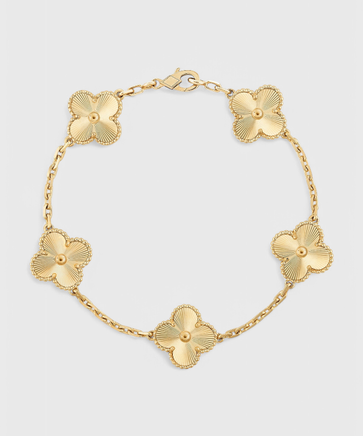 Clover-Motiv-Armband mit Eleganz in Goldbeschichtung