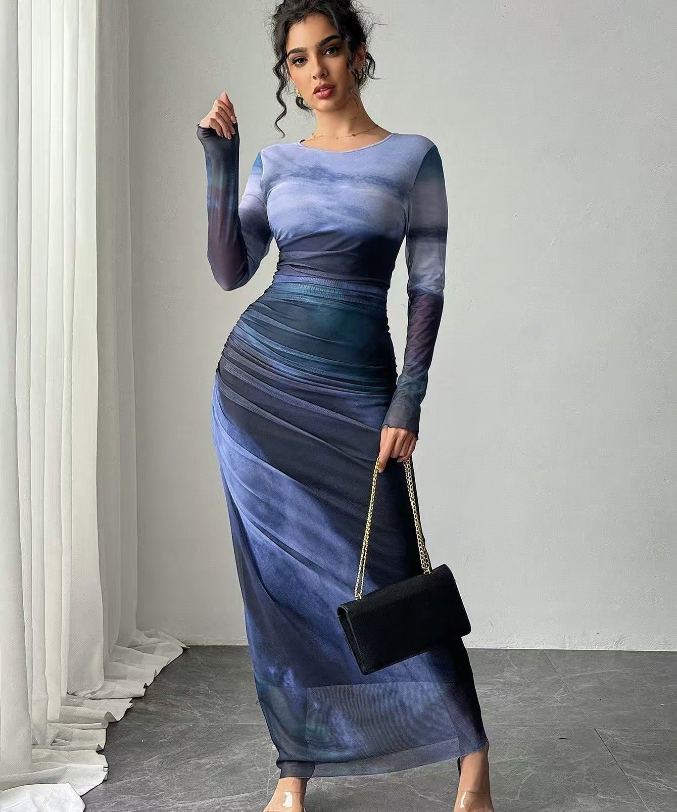 Natalia | Bequemes bedrucktes Maxikleid mit langen Ärmeln