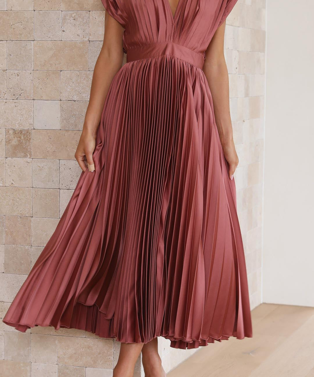 Isla | Elegantes Faltenkleid