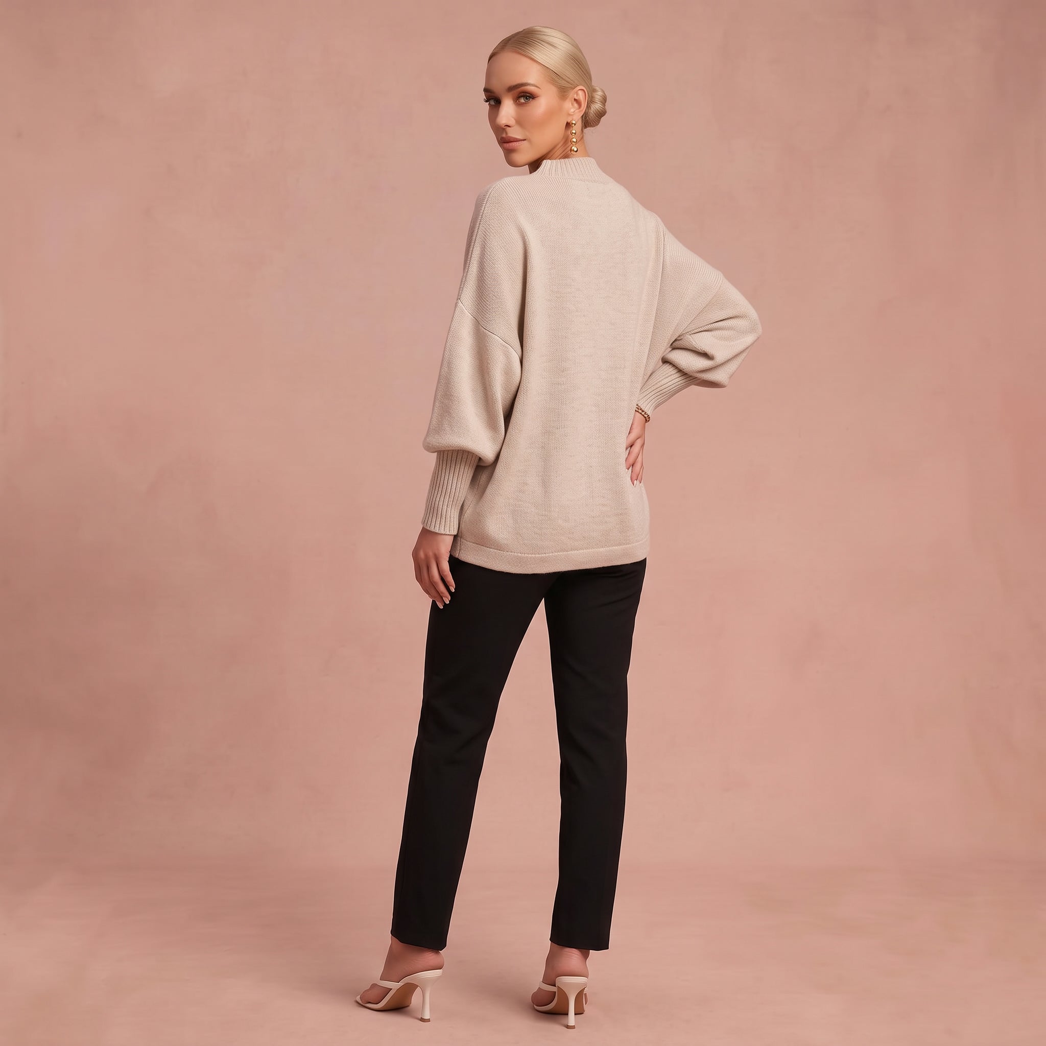 Essenz | Raffinierter Wollmischpullover – 2