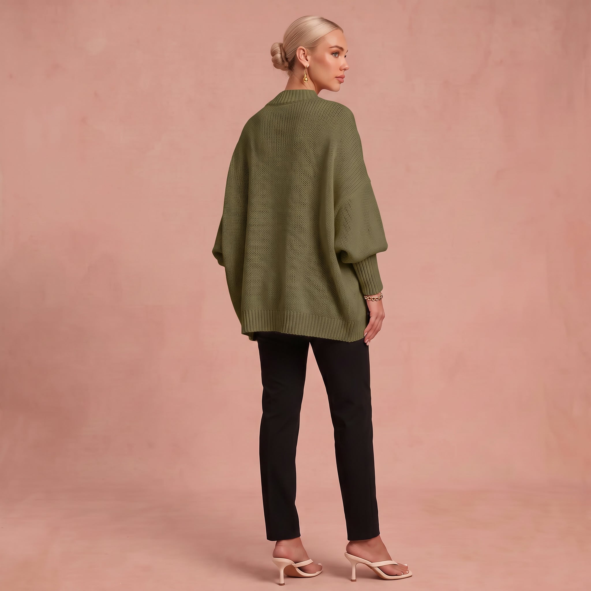Essenz | Raffinierter Wollmischpullover – Olivgrün – 3