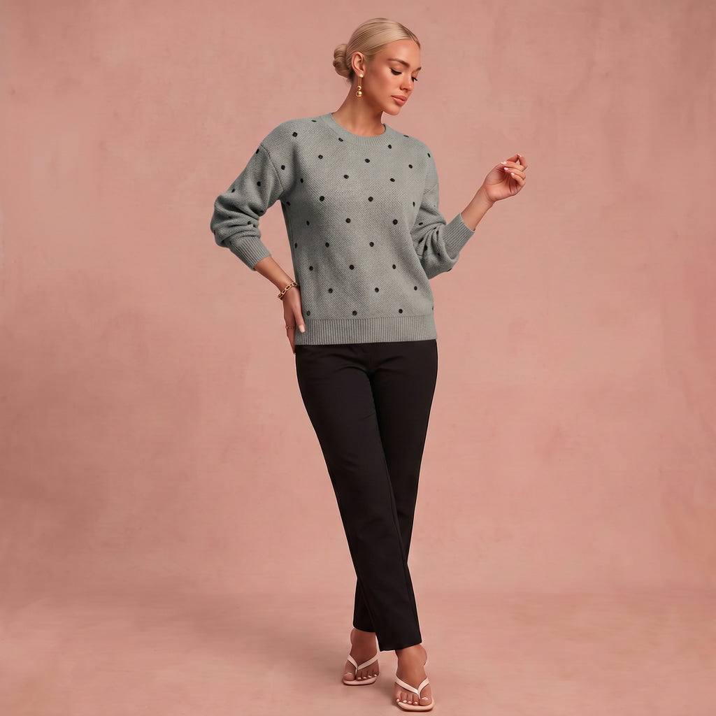 Astrid – Lässiger Strickpullover mit langen Ärmeln und Polka-Dot-Muster – Grau – 1